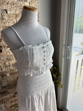 American Eagle Outfitters White Lace Ruffle Bandeau